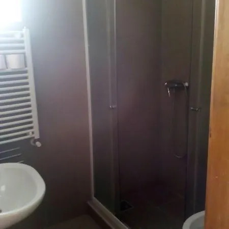 Motel M0 Lakihegy Motel, Horgony U 10