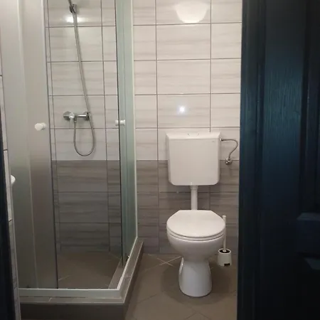 M0 Lakihegy Horgony U 10 Motel