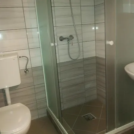 M0 Lakihegy Horgony U 10 Motel *