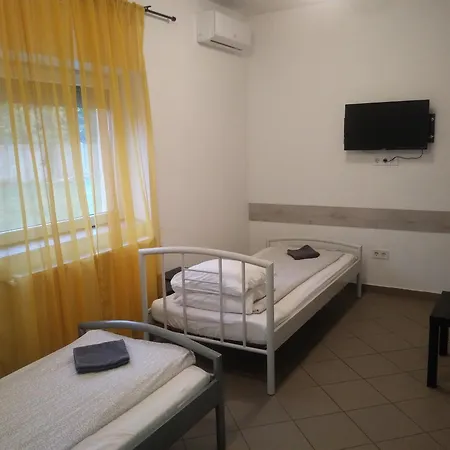 Motel M0 Lakihegy Horgony U 10 Szigetszentmiklós